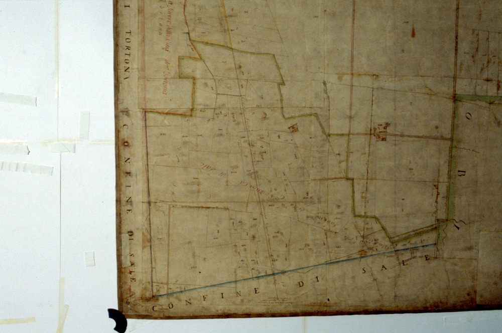 04-02-03/1992 - Mappa catastale. Alessandria, Archivio di Stato - Prima del restauro
dia_03162
Keywords: AS Alessandria,Rest.04/1992,Rest.04-02-03/1992