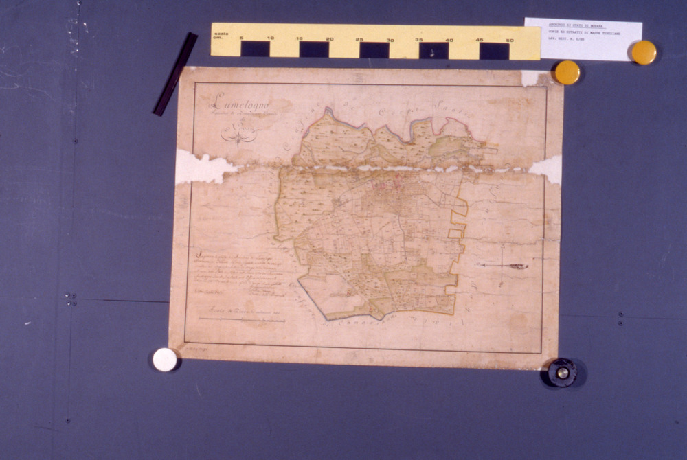 06-02/1989 - Mappa catastale. Novara, Archivio di Stato - Dopo il restauro
dia_01690
Keywords: AS Novara,Rest.06/1989,Rest.06-02/1989,Rest.20-03-02/1988,Rest.20/1988