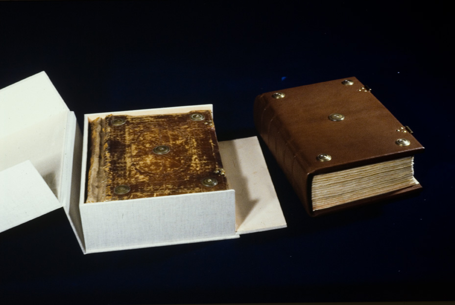 Assisi, Biblioteca Porziuncola, Ms. 3 - La Franceschina
icpal_16266
Keywords: 1195/1988, 1195.1/1988, B Porziuncola Ms. 3 - La Franceschina, B Porziuncola