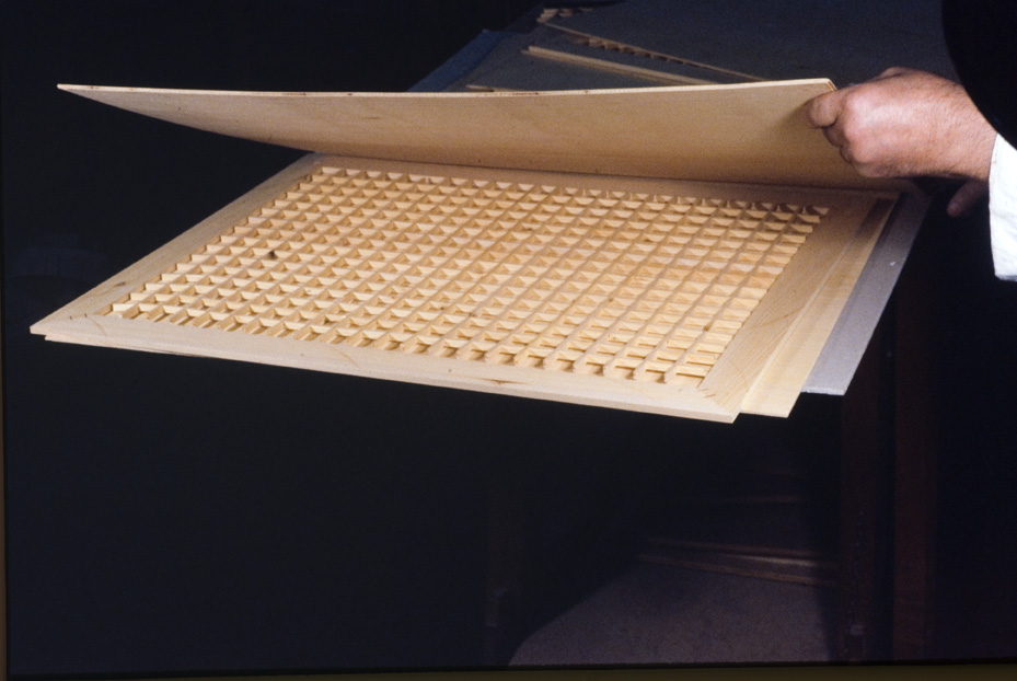 Custodia in legno per la conservazione degli Exultet. Cassino, Biblioteca Statale del Monumento Nazionale di Montecassino. Roma, ICPL
icpal_19869
Keywords: 1422/1993-1434-1435-1436-1474/1994, ICPL Custodia conservaz. Exultet, ICPL