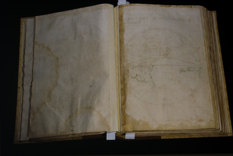 Atlante con tavole geografiche [edizione del 17.-18. sec.]. Chiusi, Museo Archeologico Nazionale
icpal_19815
Keywords: 1425/1993, Chiusi M Archeologico Naz. Atlante geografico [ed. 17.-18. sec.], Chiusi M Archeologico Naz.