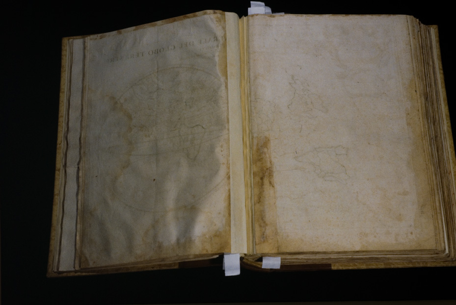 Atlante con tavole geografiche [edizione del 17.-18. sec.]. Chiusi, Museo Archeologico Nazionale
icpal_19817
Keywords: 1425/1993, Chiusi M Archeologico Naz. Atlante geografico [ed. 17.-18. sec.], Chiusi M Archeologico Naz.