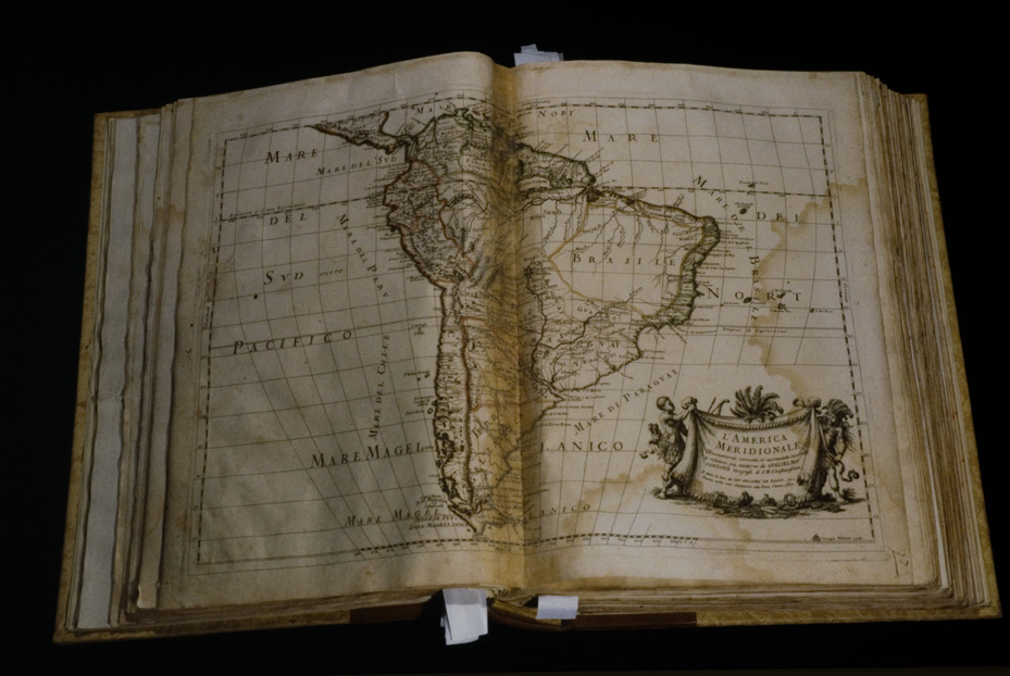 Atlante con tavole geografiche [edizione del 17.-18. sec.]. Chiusi, Museo Archeologico Nazionale
icpal_19822
Keywords: 1425/1993, Chiusi M Archeologico Naz. Atlante geografico [ed. 17.-18. sec.], Chiusi M Archeologico Naz.