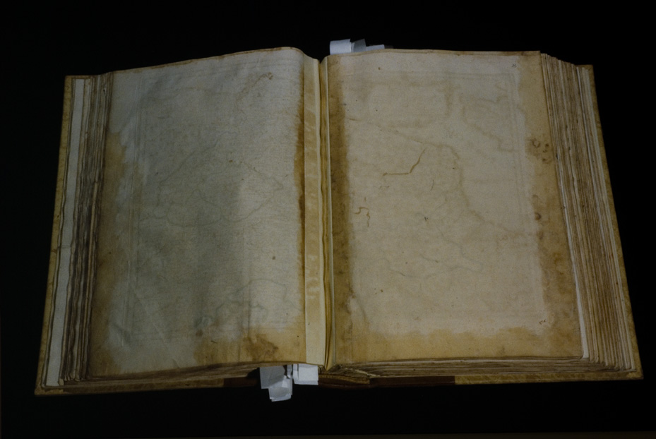 Atlante con tavole geografiche [edizione del 17.-18. sec.]. Chiusi, Museo Archeologico Nazionale
icpal_19842
Keywords: 1425/1993, Chiusi M Archeologico Naz. Atlante geografico [ed. 17.-18. sec.], Chiusi M Archeologico Naz.