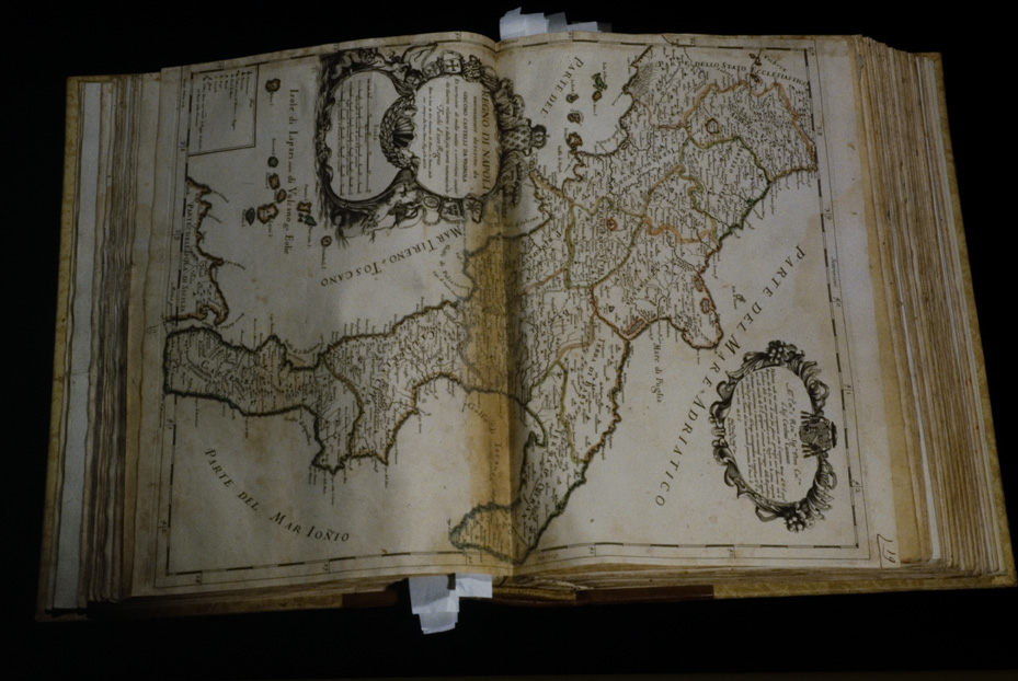 Atlante con tavole geografiche [edizione del 17.-18. sec.]. Chiusi, Museo Archeologico Nazionale
icpal_19847
Keywords: 1425/1993, Chiusi M Archeologico Naz. Atlante geografico [ed. 17.-18. sec.], Chiusi M Archeologico Naz.