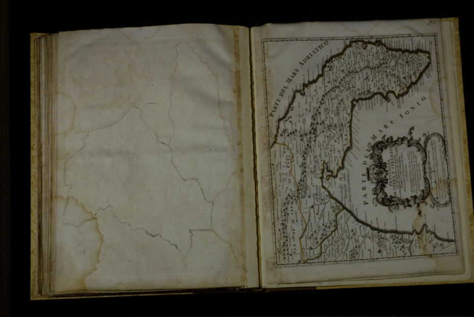 Atlante con tavole geografiche [edizione del 17.-18. sec.]. Chiusi, Museo Archeologico Nazionale
icpal_21387
Keywords: 1425/1993, Chiusi M Archeologico Naz. Atlante geografico [ed. 17.-18. sec.], Chiusi M Archeologico Naz.