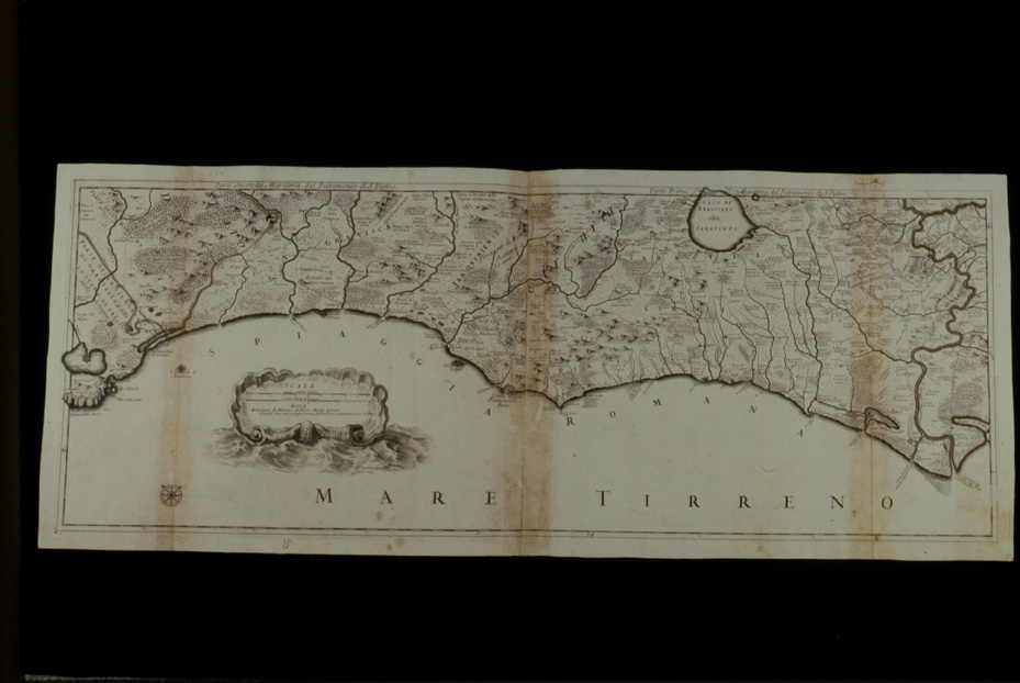 Atlante con tavole geografiche [edizione del 17.-18. sec.]. Chiusi, Museo Archeologico Nazionale
icpal_21410
Keywords: 1425/1993, Chiusi M Archeologico Naz. Atlante geografico [ed. 17.-18. sec.], Chiusi M Archeologico Naz.