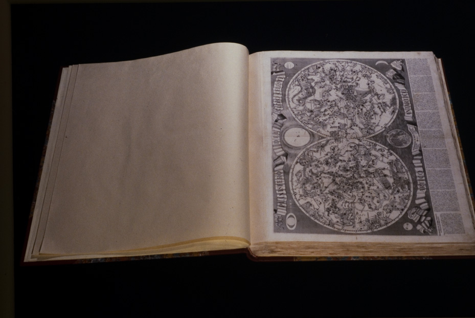 Atlante con tavole geografiche [edizione del 17.-18. sec.]. Chiusi, Museo Archeologico Nazionale
icpal_23136
Keywords: 1425/1993, Chiusi M Archeologico Naz. Atlante geografico [ed. 17.-18. sec.], Chiusi M Archeologico Naz.