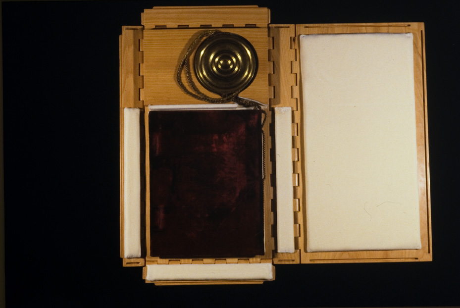 Editto con sigillo di Maria Teresa d'Austria, 1768. Mantova, Biblioteca dell'Accademia nazionale virgiliana
icpal_23575
Keywords: 1547/1996, Acc. Naz. Virgiliana Editto M. Teresa d'Austria con sigillo 1768, Acc. Naz. Virgiliana
