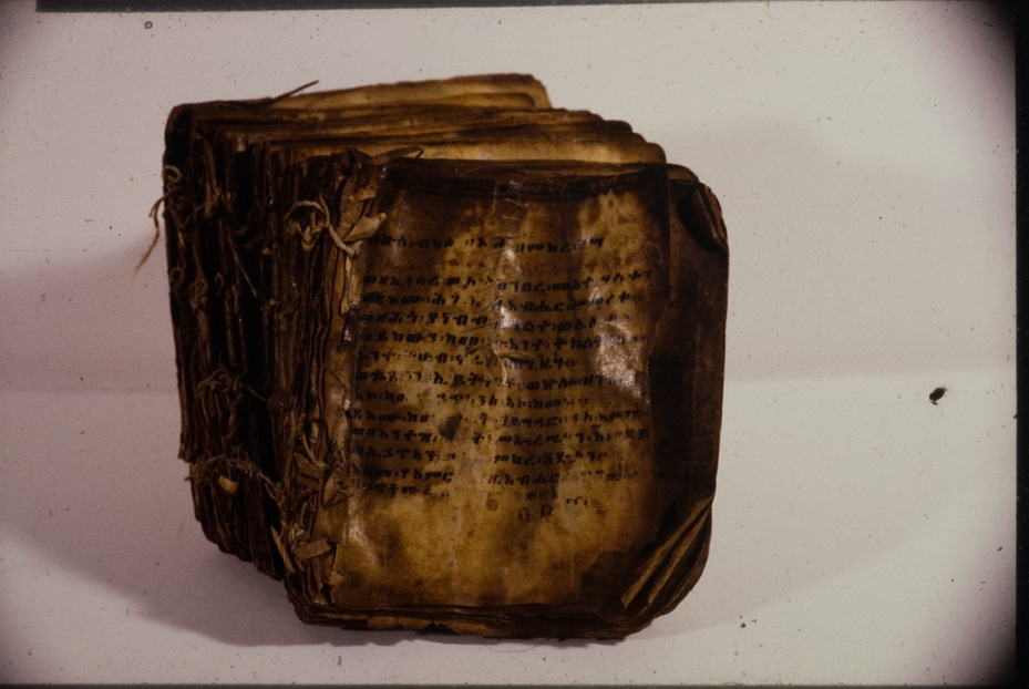 Roma, Biblioteca dell'Accademia Nazionale dei Lincei e Corsiniana, Fondo Conti Rossini, Ms. 15
icpal_08828
Keywords: Lincei-Corsiniana Fondo Conti Rossini Ms. 15, Lincei-Corsiniana