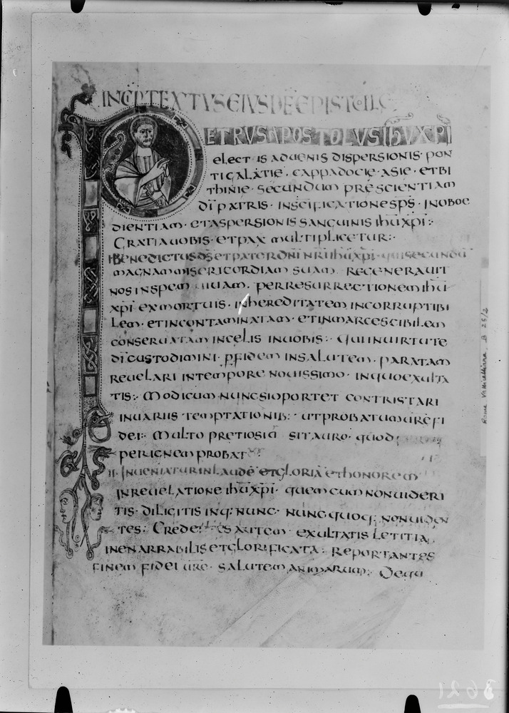 Roma, Biblioteca Vallicelliana, Ms. B.25.II
doc_03621
Keywords: Vallicelliana Ms. B.25.II, Decorazioni antropomorfe, 9. sec., Vallicelliana