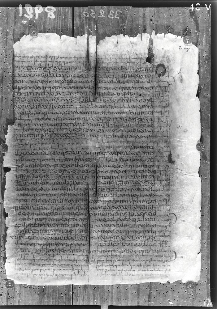 Napoli, Biblioteca Nazionale Vittorio Emanuele 3., Ms. IV.A.8
doc_08921
Keywords: BNN Ms. IV.A.8, Fasc.407/1969, Palinsesti, Fotografie UV, 6. sec., 8. sec., BNN