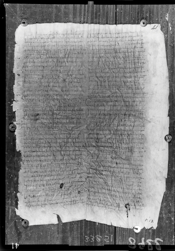 Napoli, Biblioteca Nazionale Vittorio Emanuele 3., Ms. IV.A.8
doc_08922
Keywords: BNN Ms. IV.A.8, Fasc.407/1969, Palinsesti, Fotografie UV, 6. sec., 8. sec., BNN