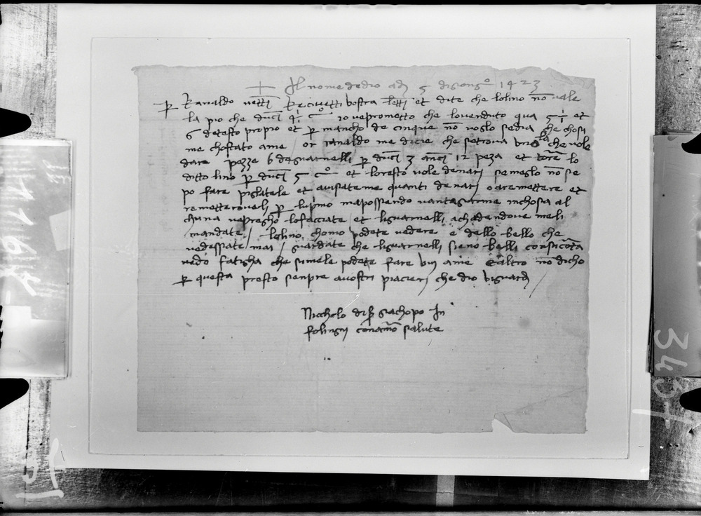 Lettera di cartaio fabrianese, 15. sec.
doc_00037_a
Keywords: Lettere cartai fabrianesi