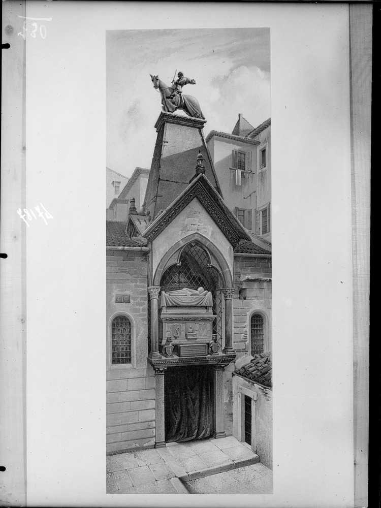 Verona, Monumento funebre di Cangrande della Scala - Riproduzione
doc_00730
