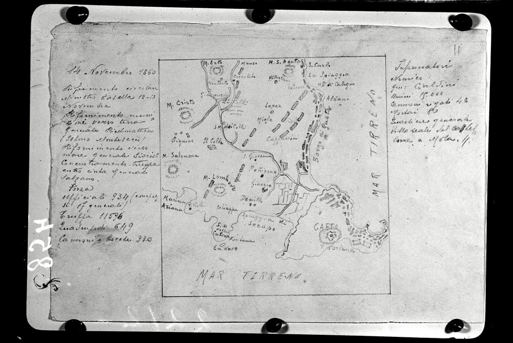 Disegno su carta n. 1 dalle “Raccolte storiche della Torre di Pandolfo”, 19. sec.
doc_00854_a
Keywords: Disegni Raccolte storiche della Torre di Pandolfo