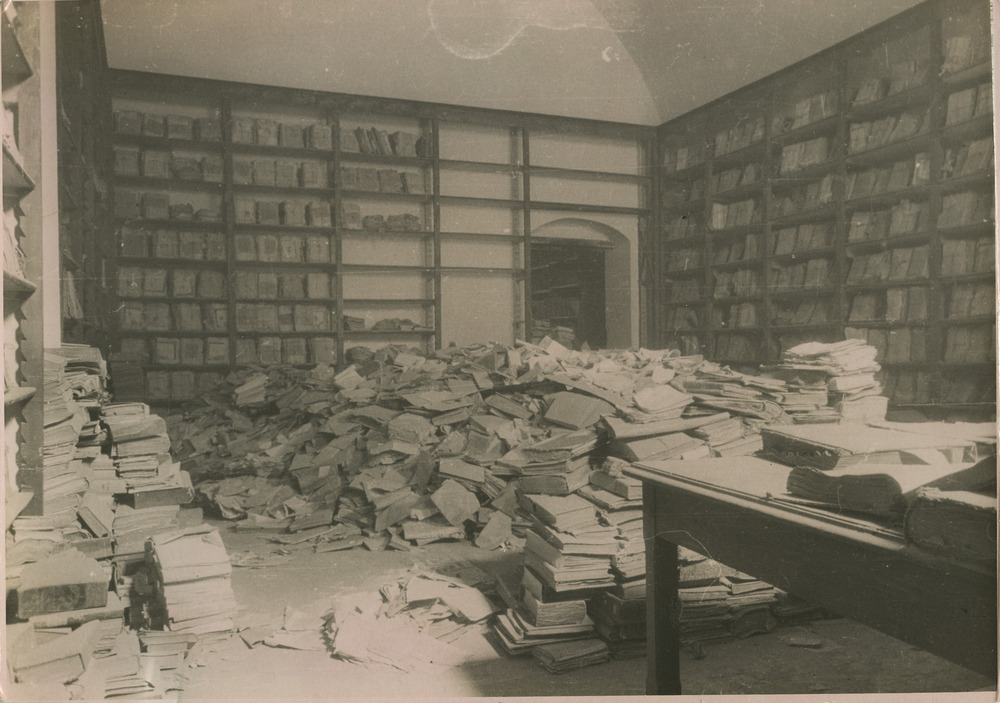 Napoli, Biblioteca della Società napoletana di storia patria. Periodo bellico
pos_16217
Keywords: Campania,Guerra