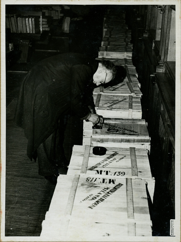 Milano, Biblioteca nazionale Braidense. Periodo bellico
pos_16668
Keywords: Lombardia,Guerra