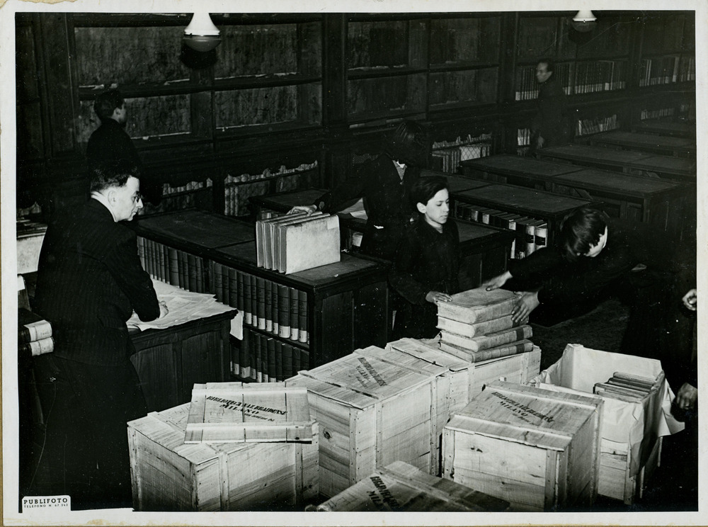 Milano, Biblioteca nazionale Braidense. Periodo bellico
pos_16683
Keywords: Lombardia,Guerra