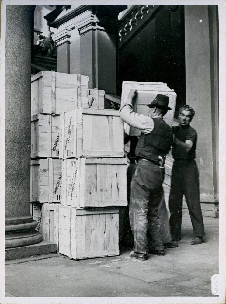 Milano, Biblioteca nazionale Braidense. Periodo bellico
pos_16692
Keywords: Lombardia,Guerra