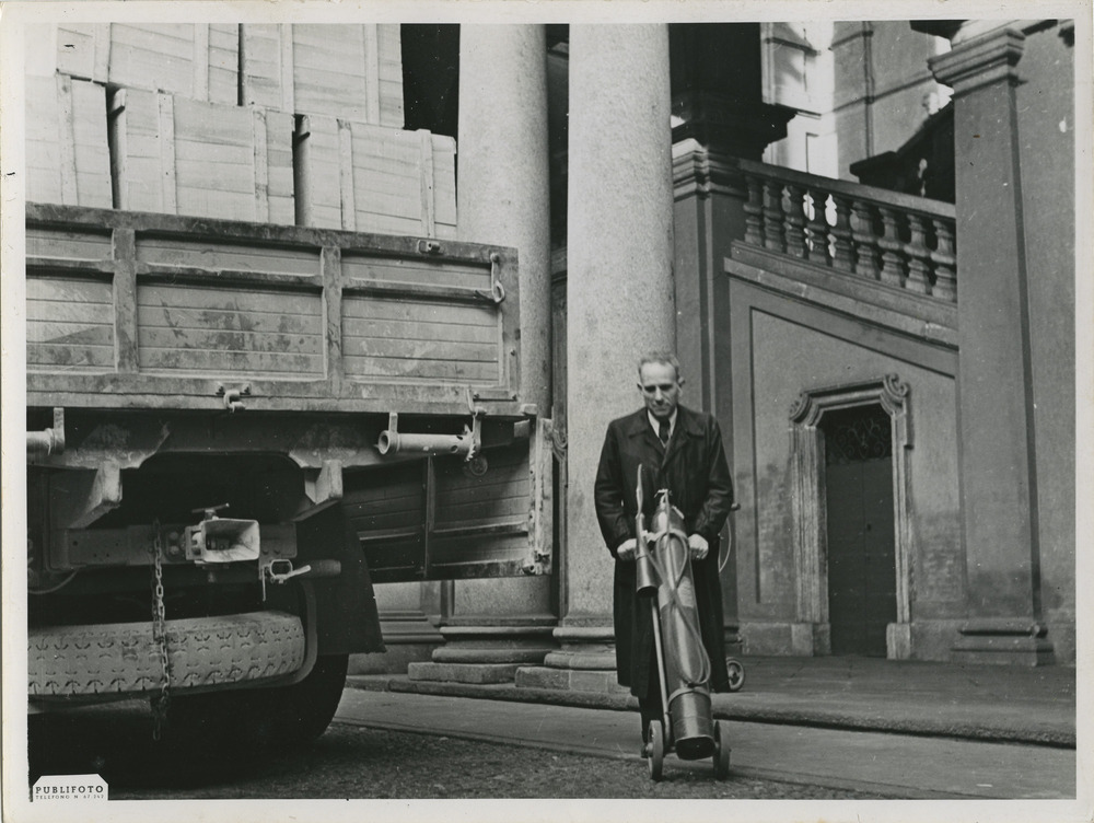 Milano, Biblioteca nazionale Braidense. Periodo bellico
pos_16698
Keywords: Lombardia,Guerra