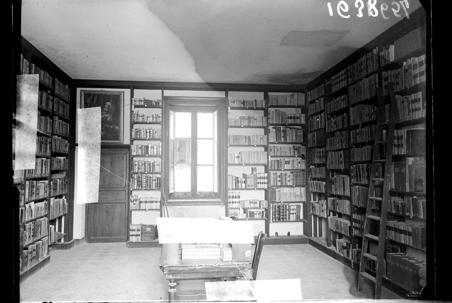 Palermo, Biblioteca centrale della Regione siciliana Alberto Bombace. Periodo bellico
ist_1638
Keywords: Sicilia,Guerra