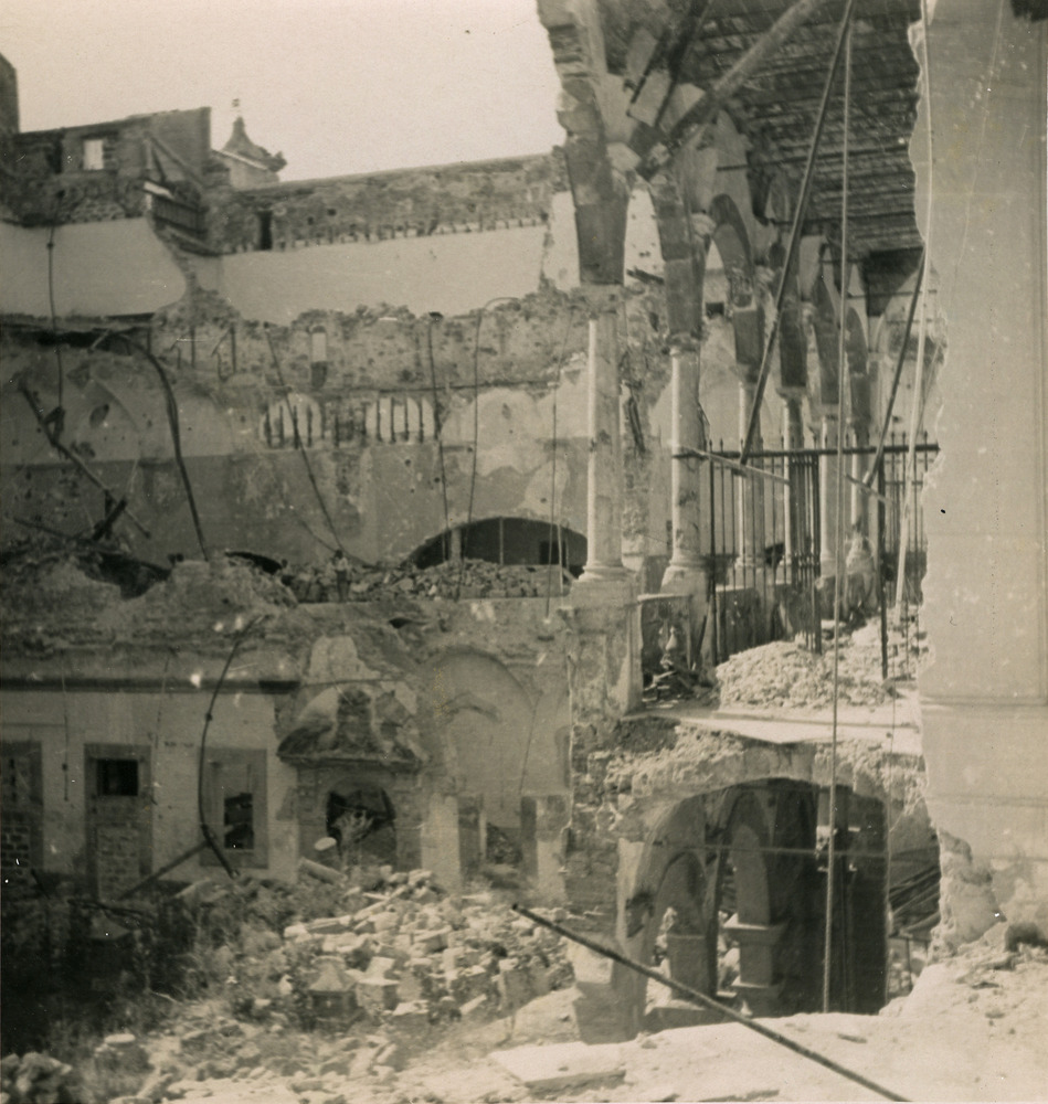 Palermo, Biblioteca centrale della Regione siciliana Alberto Bombace. Periodo bellico
pos_16817_01
Keywords: Sicilia,Guerra