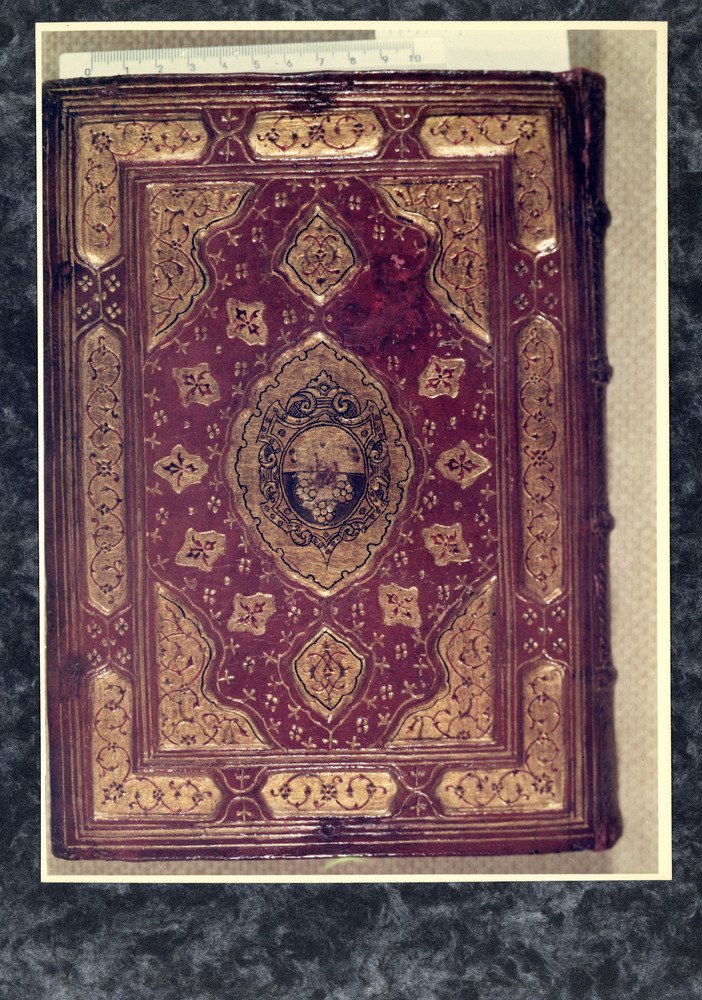 Bologna, Biblioteca Universitaria, Ms. 1451.IV
pos_35446_01
Keywords: BUB Ms. 1451.IV