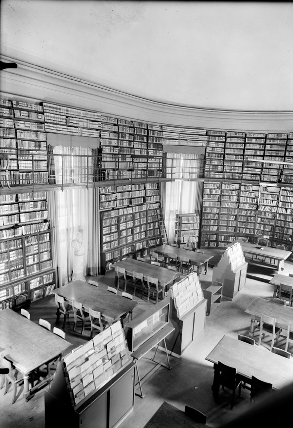 Roma, Biblioteca Medica statale, Interni
doc_3614
Keywords: Lazio