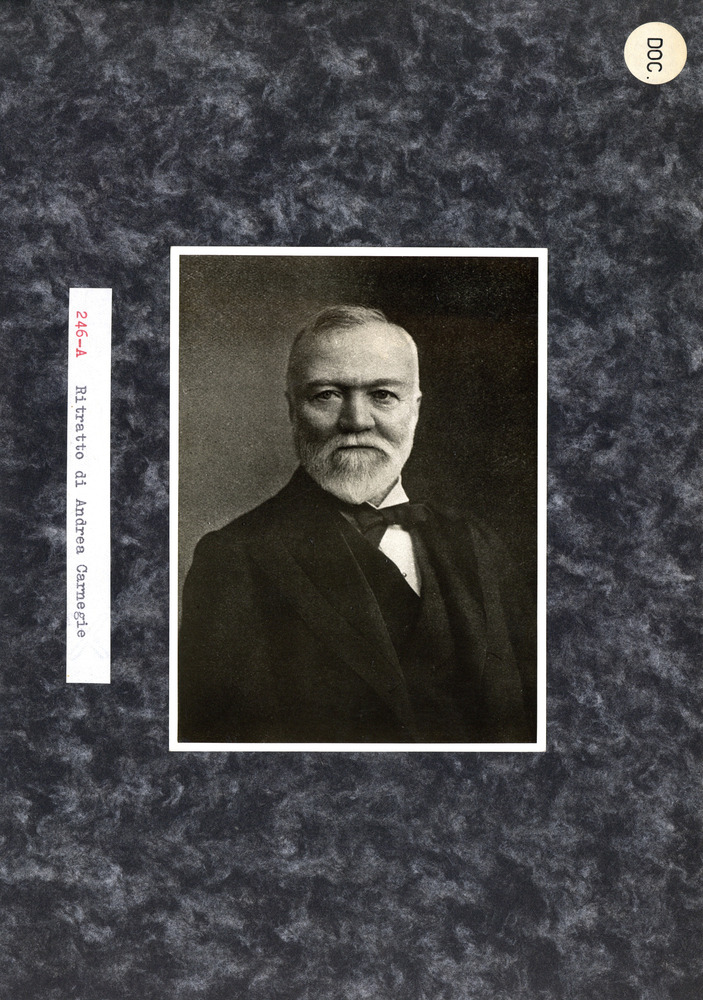 Ritratto di Andrew Carnegie
doc_00246
Keywords: Biblioteche Carnegie