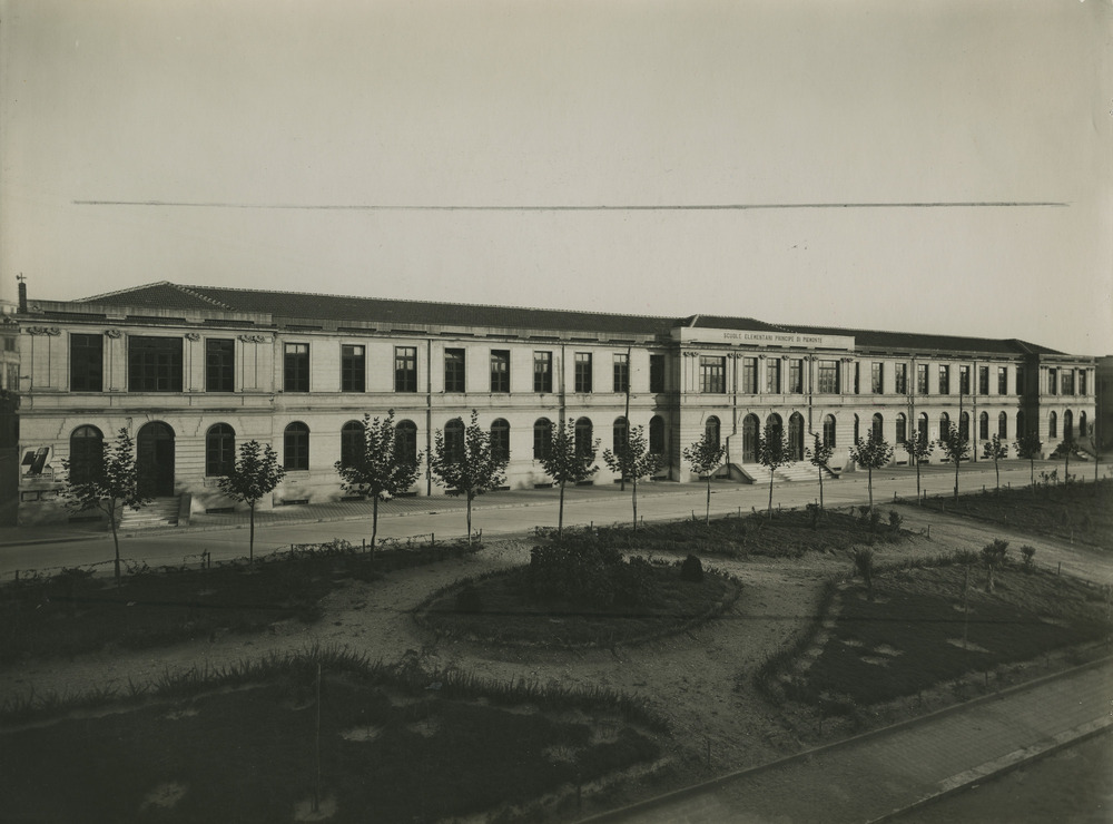 Reggio Calabria, Scuola primaria Principe di Piemonte, Esterni
n_inv_a_003
Keywords: Calabria,Edilizia scolastica