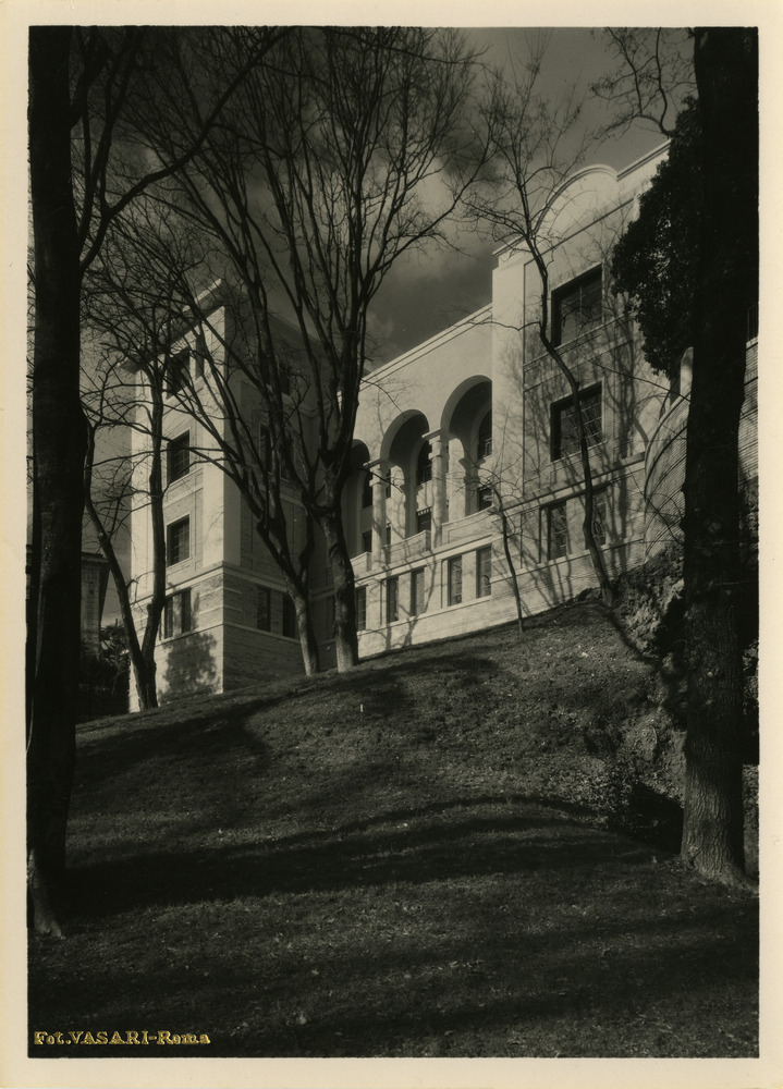 Roma, Biblioteca dell'Istituto Internazionale d'Agricoltura sede Villa Lubin, Esterni
pos_14844
Keywords: Lazio