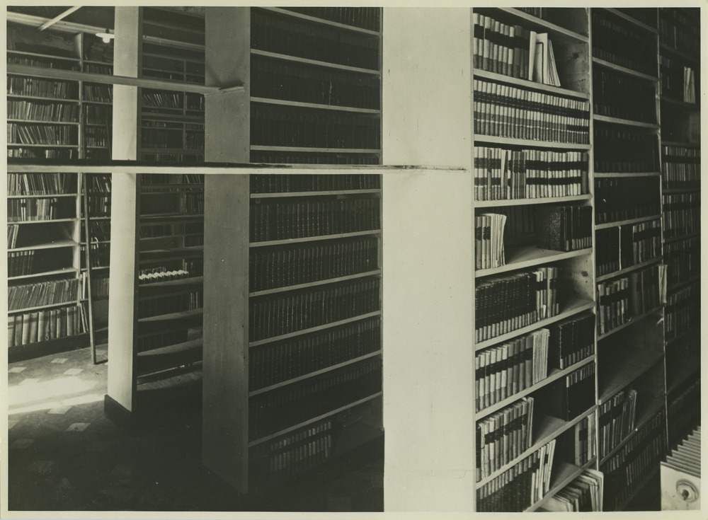 Cagliari, Biblioteca universitaria, Interni
pos_15300
Keywords: Sardegna