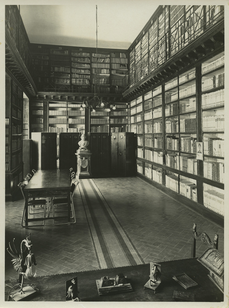 Catania, Biblioteca regionale universitaria, Interni
pos_15594
Keywords: Sicilia